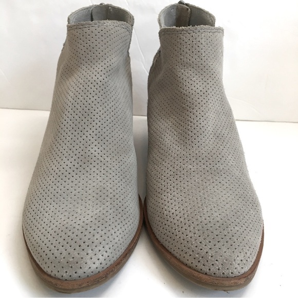 Dolce Vita Karsen Leather Bootie - Picture 3 of 15